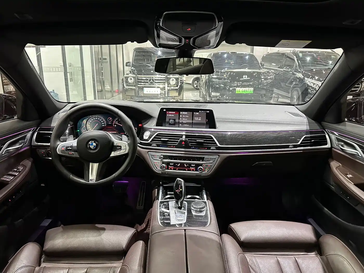 BMW 7 Series 2018 730Li Leading Type M Sport Package фото 15
