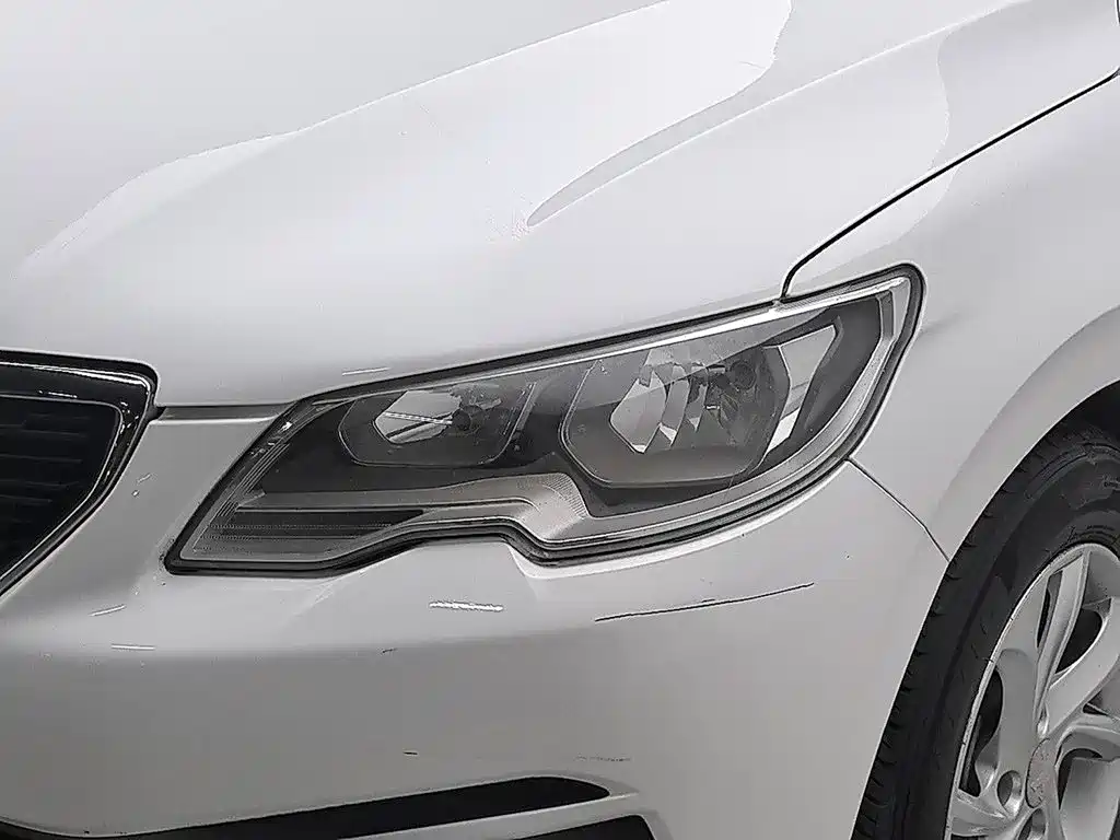 Peugeot 301 2018 2018 1.6L Manual Comfort Edition
