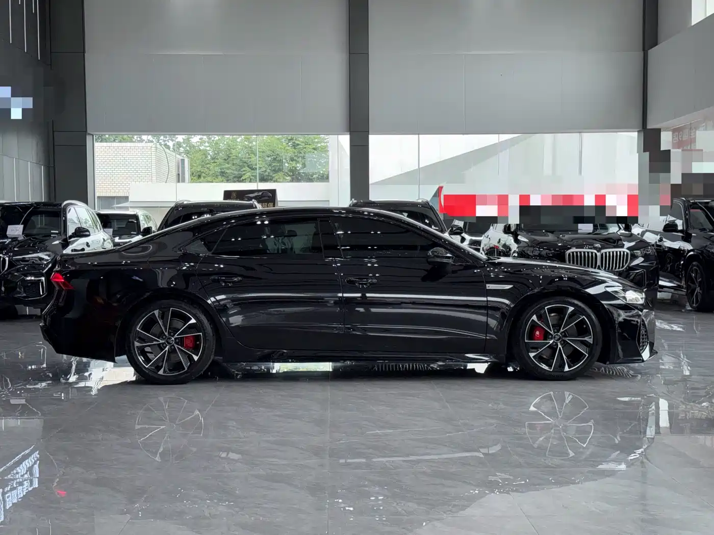 Audi A7L 2024 45TFSI S-line Dream Edition Crystal Package фото 3