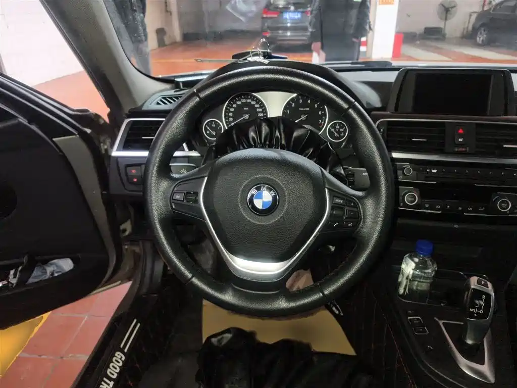 BMW 3 Series 2017 320Li Fashion фото 3