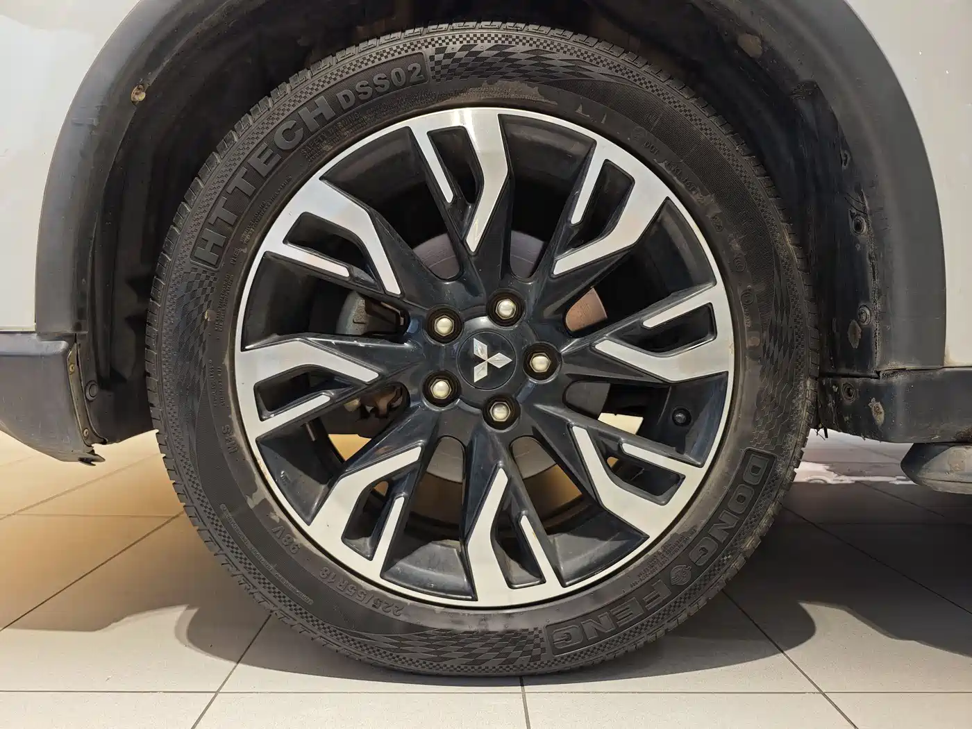 Mitsubishi Outlander 2019 2.0L 2WD Enjoy 5-Seater China VI фото 6