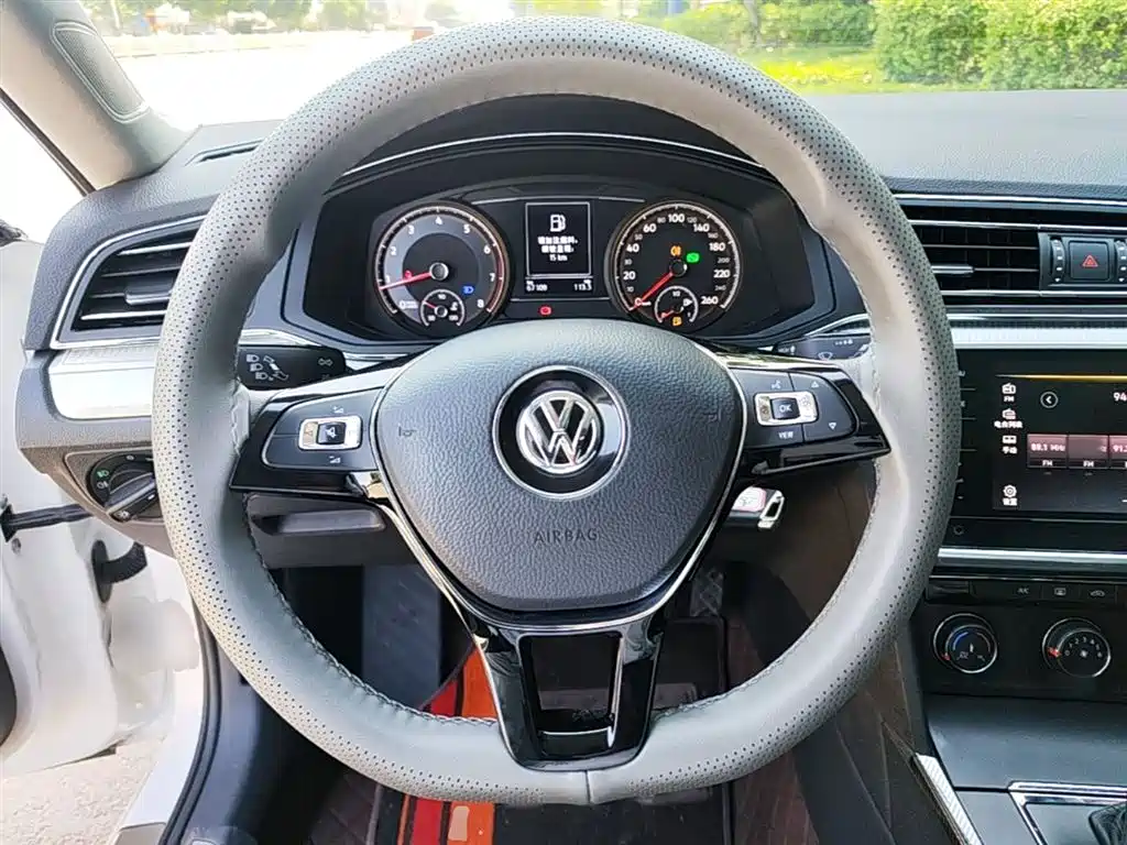 Volkswagen Lamando 2021 230TSI DSG Fashion Edition фото 11