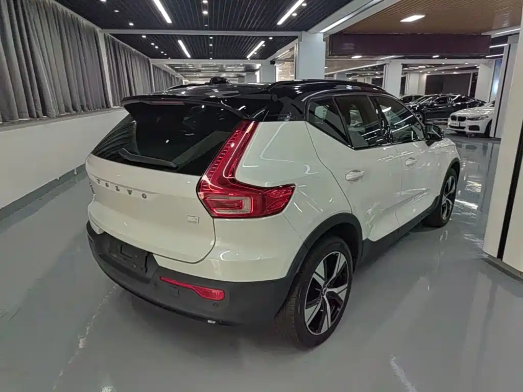 Volvo XC40 New Energy 2021 2021 P8 EV AWD Elegant Sport