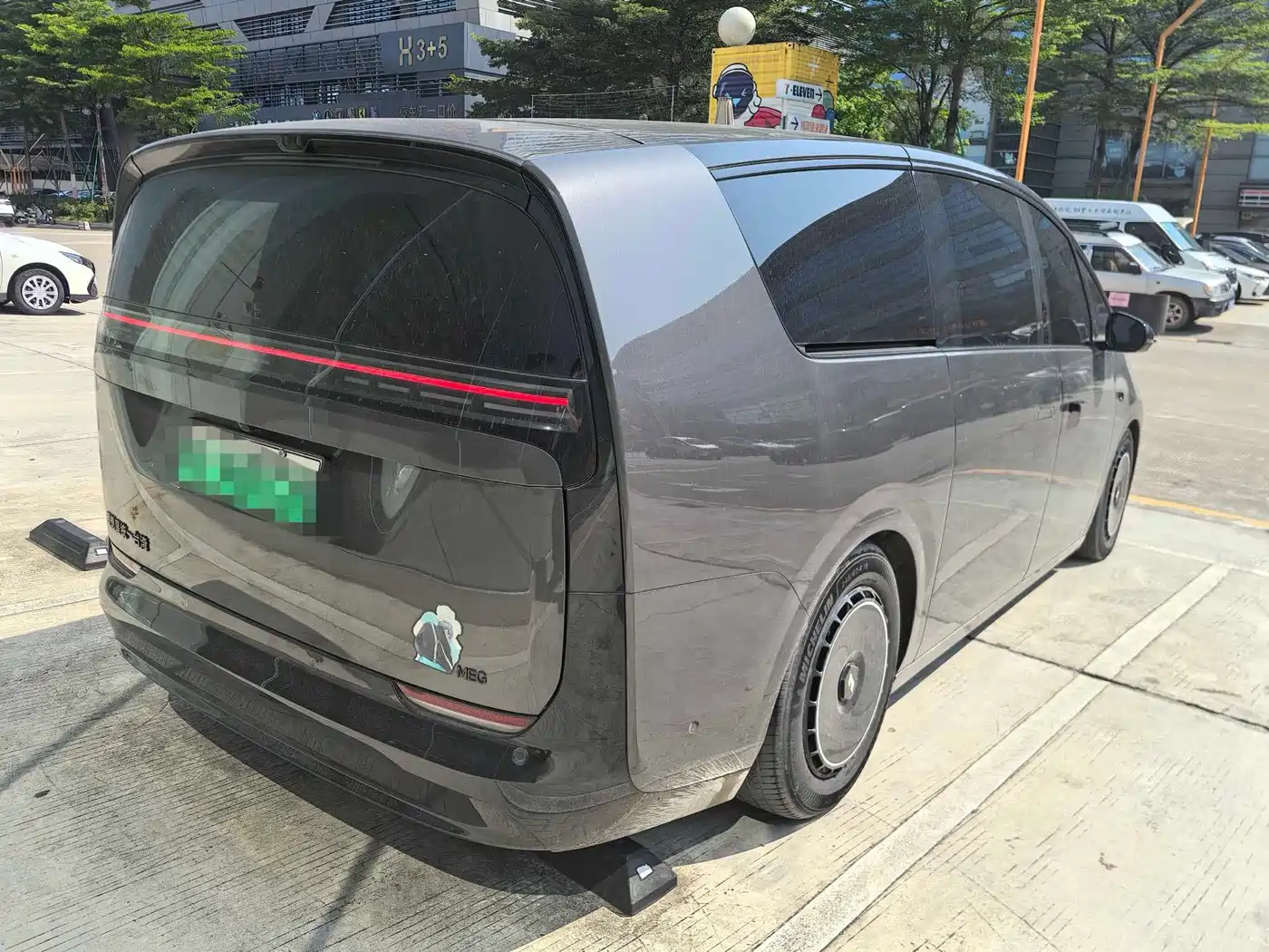 Li Auto MEGA 2024 2024 Ultra
