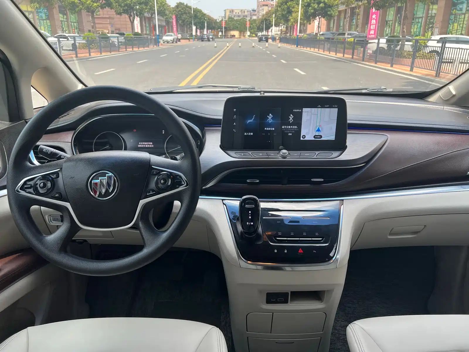 Фото 12 - Buick GL8