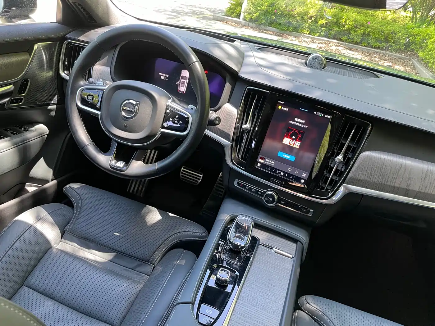 Volvo V90 2022 Cross Country B5 AWD Inscription фото 7