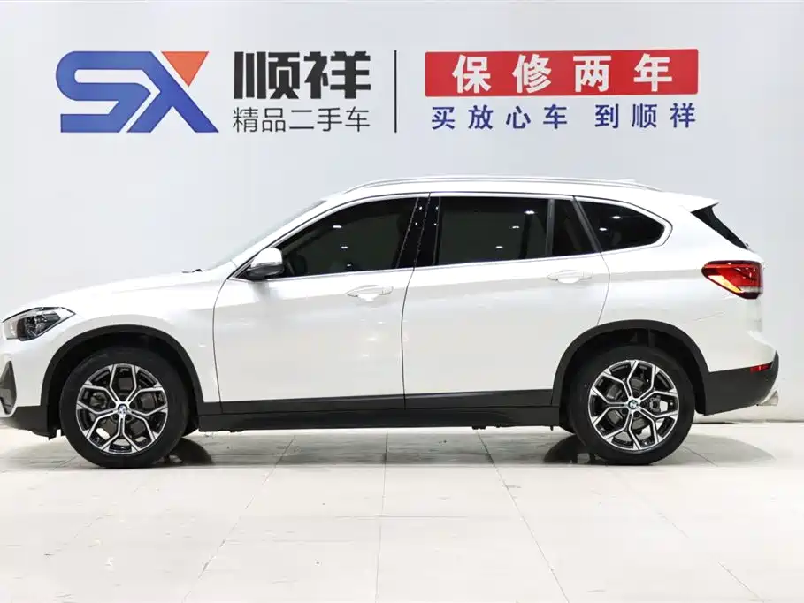 BMW X1 2021 sDrive25Li Leading фото 6