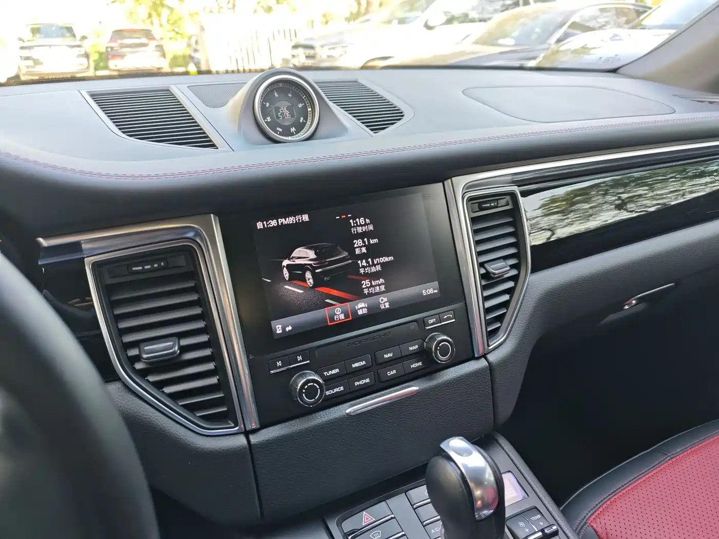 Porsche Macan 2017 Macan S 3.0T фото 18