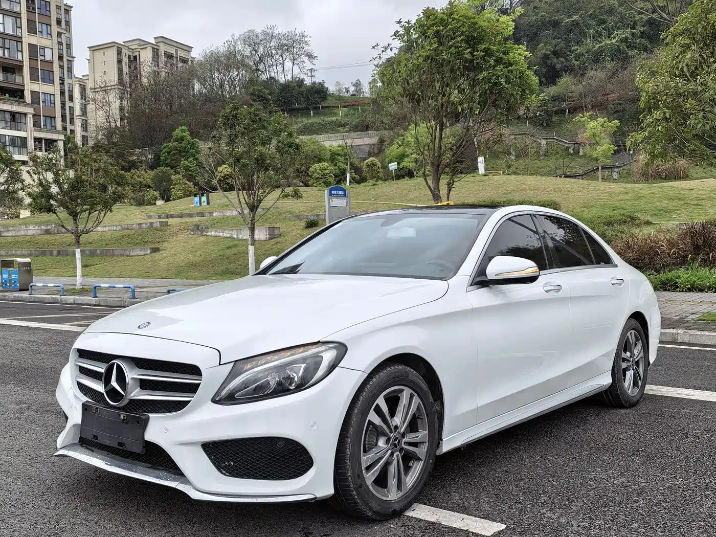 Mercedes-Benz C-Class 2015 C 200 L Sport