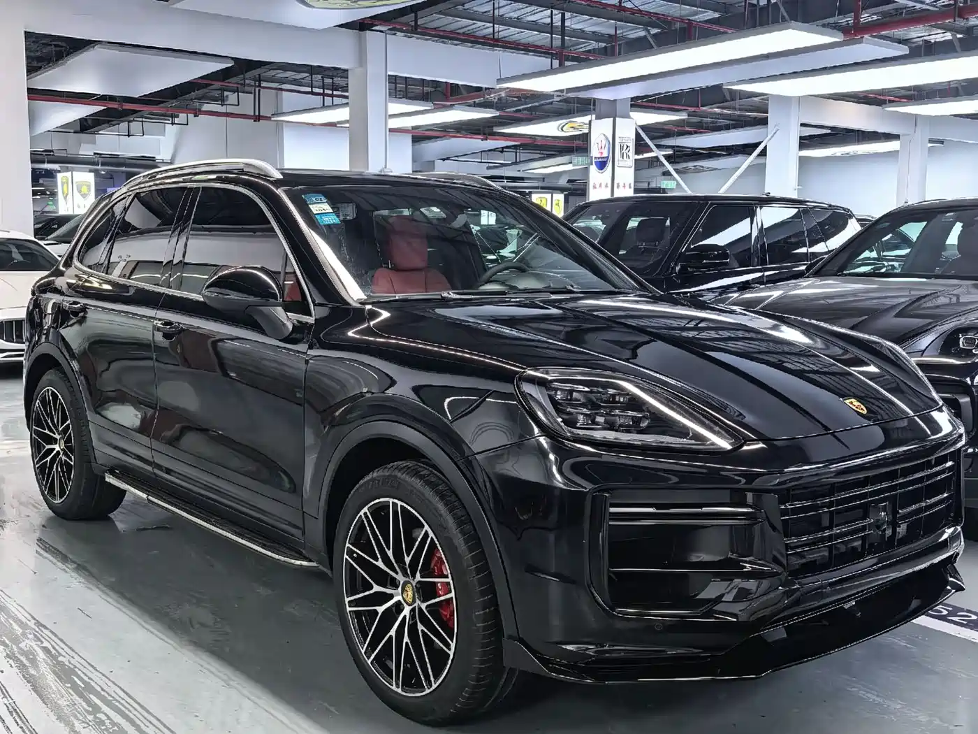 Porsche Cayenne фото 2