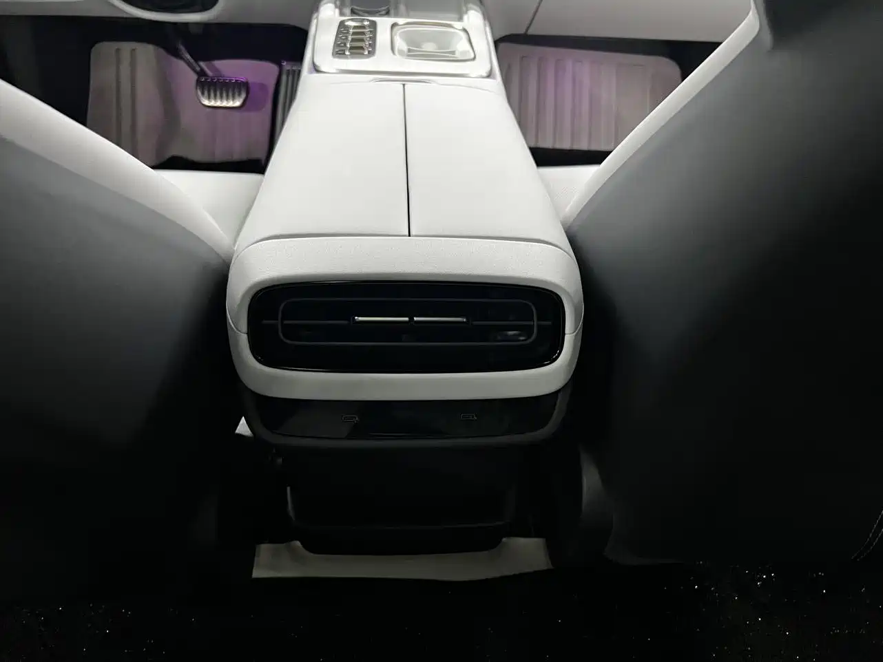 Xiaomi Auto Xiaomi SU7 2024 AWD Max Founder's Edition фото 15