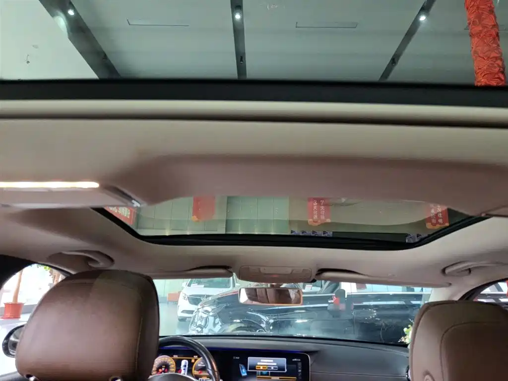 Mercedes-Benz E-Class 2018 E 200 L Sport фото 14