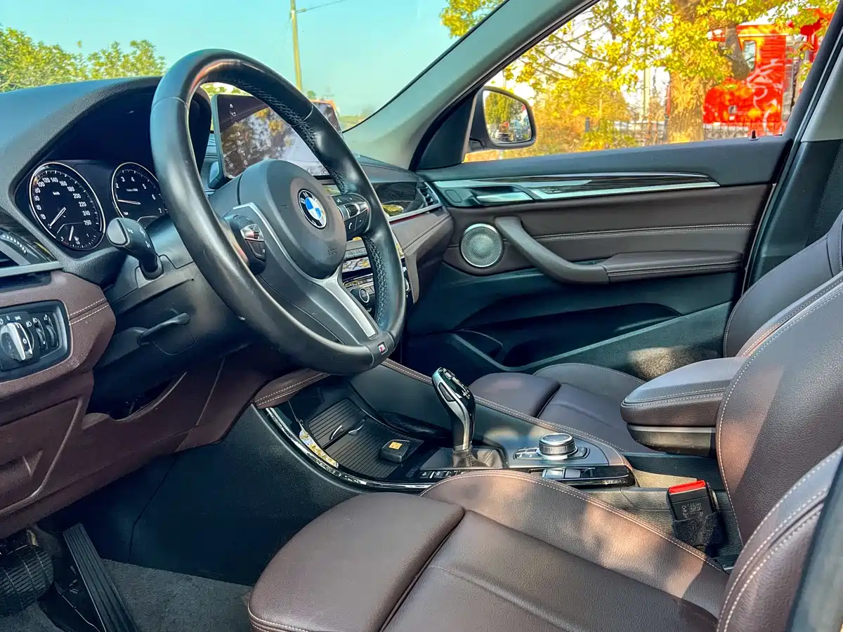 BMW X1 2022 xDrive25Li Premium фото 12