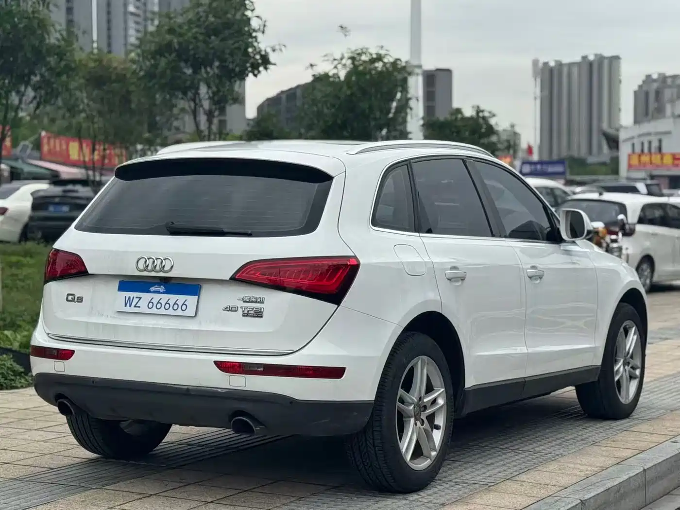 Audi Q5 2017 40 TFSI Technology фото 15