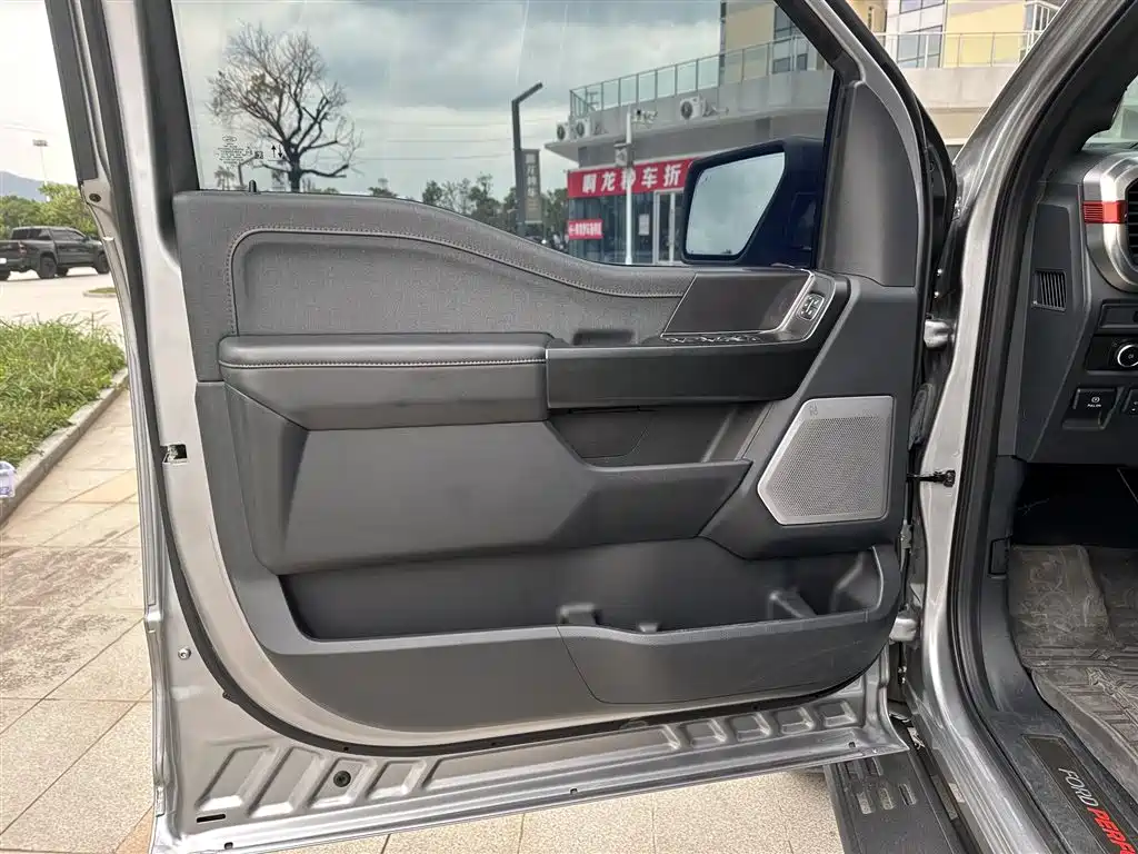 Ford F-150 Raptor 2025 2023 3.5T Raptor