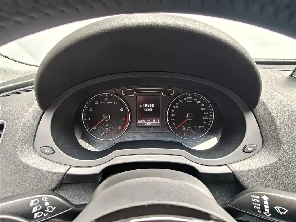 Audi Q3 2013 35 TFSI quattro Technology фото 6