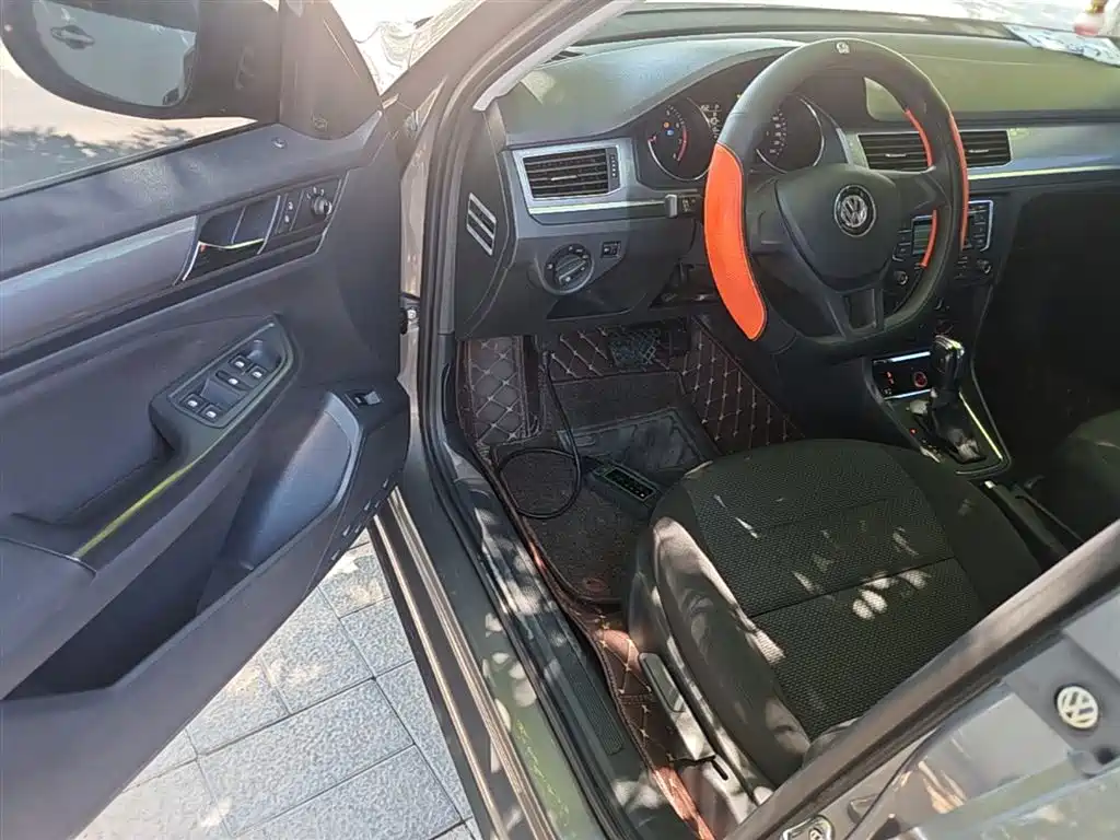 Volkswagen Bora 2016 Model 1.6L Automatic Fashion фото 16