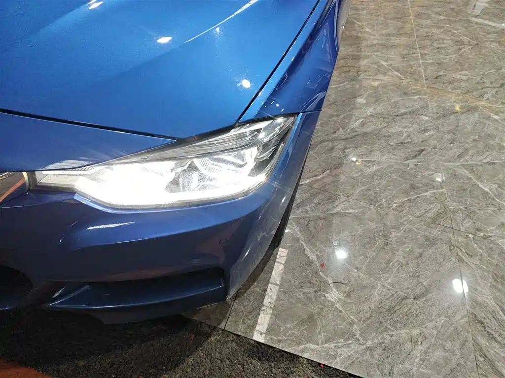 BMW 3 Series 2017 320i M Sport фото 23