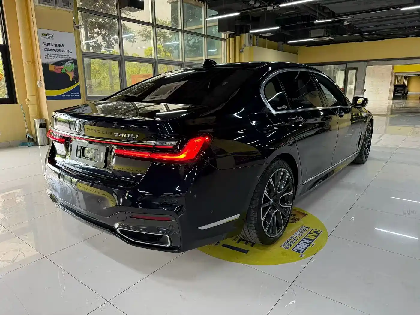 BMW 7 Series 2019 740Li Leading M Sport Package фото 4