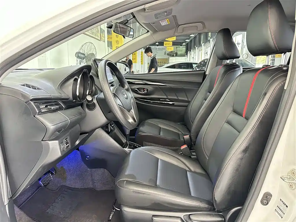 Toyota YARiS L Zhi Xiang 2020 1.5L CVT Luxury Edition фото 4