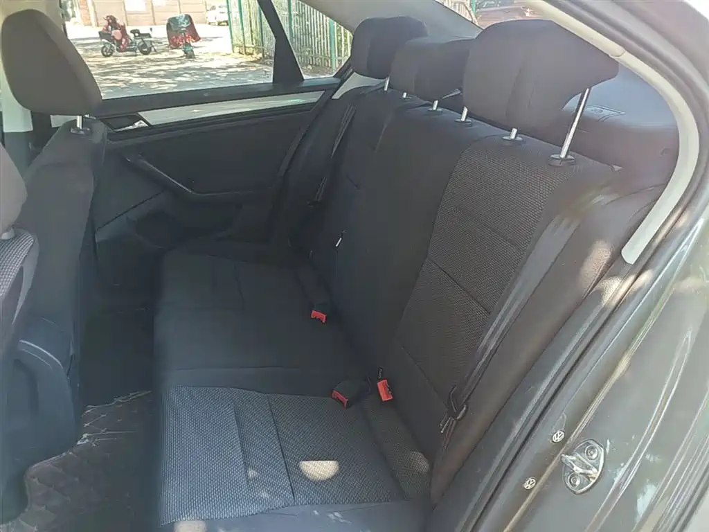 Volkswagen Bora 2016 Model 1.6L Automatic Fashion фото 17