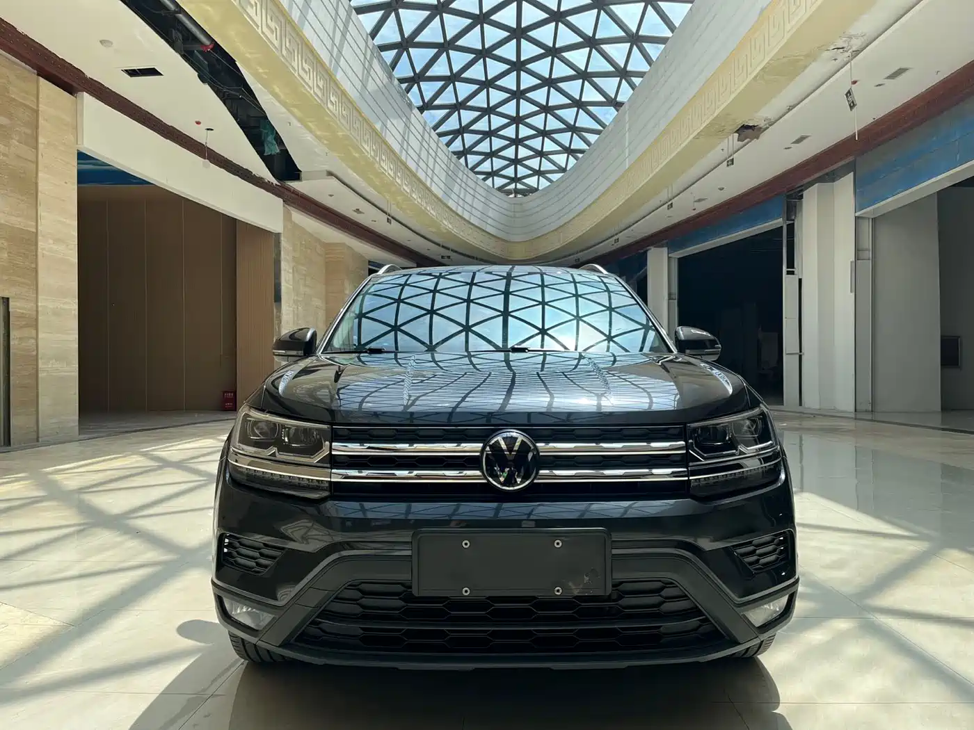 Volkswagen Tharu 2022 280TSI FWD Luxury Edition фото 2