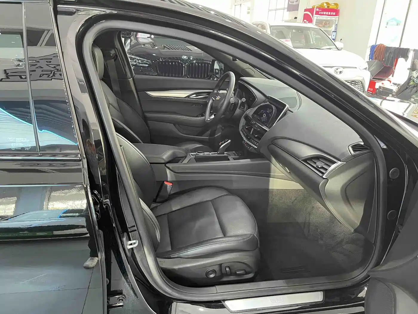 Cadillac CT5 2023 28T Prestige Style фото 13