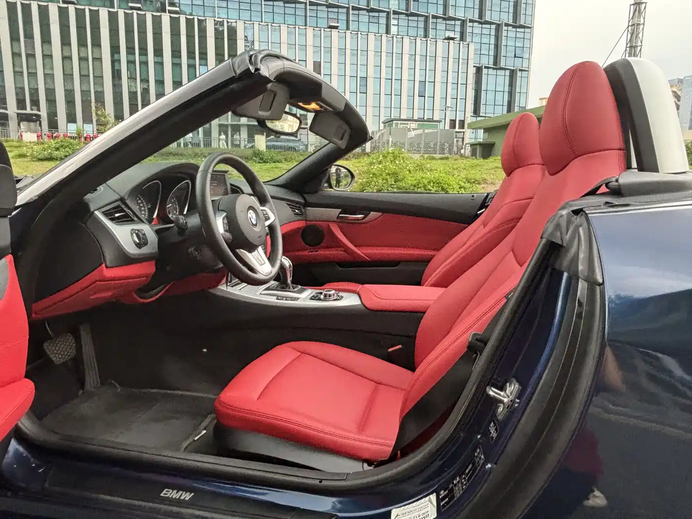 BMW Z4 2013 sDrive20i Leading фото 16