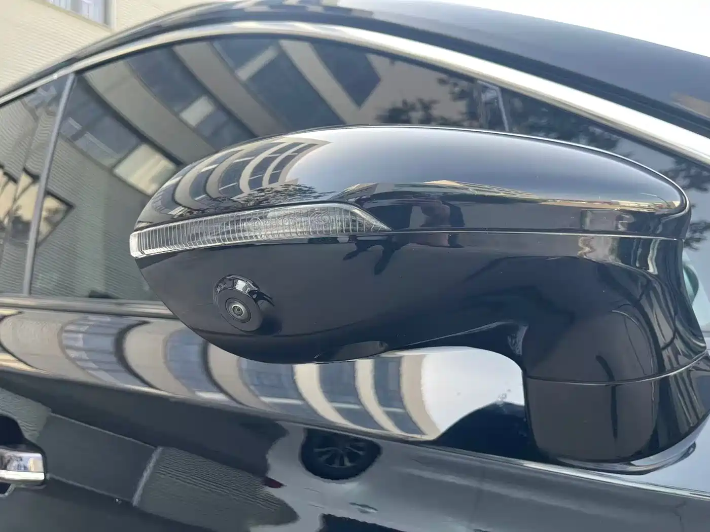Hongqi HS7 PHEV 2024 2.0T PHEV 4WD Flagship Edition 6-seater фото 33
