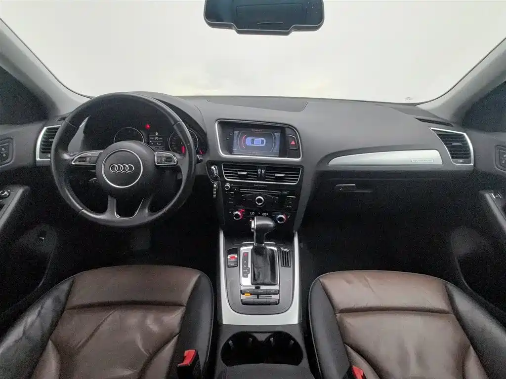 Audi Q5 2016 40 TFSI Technology Model фото 5