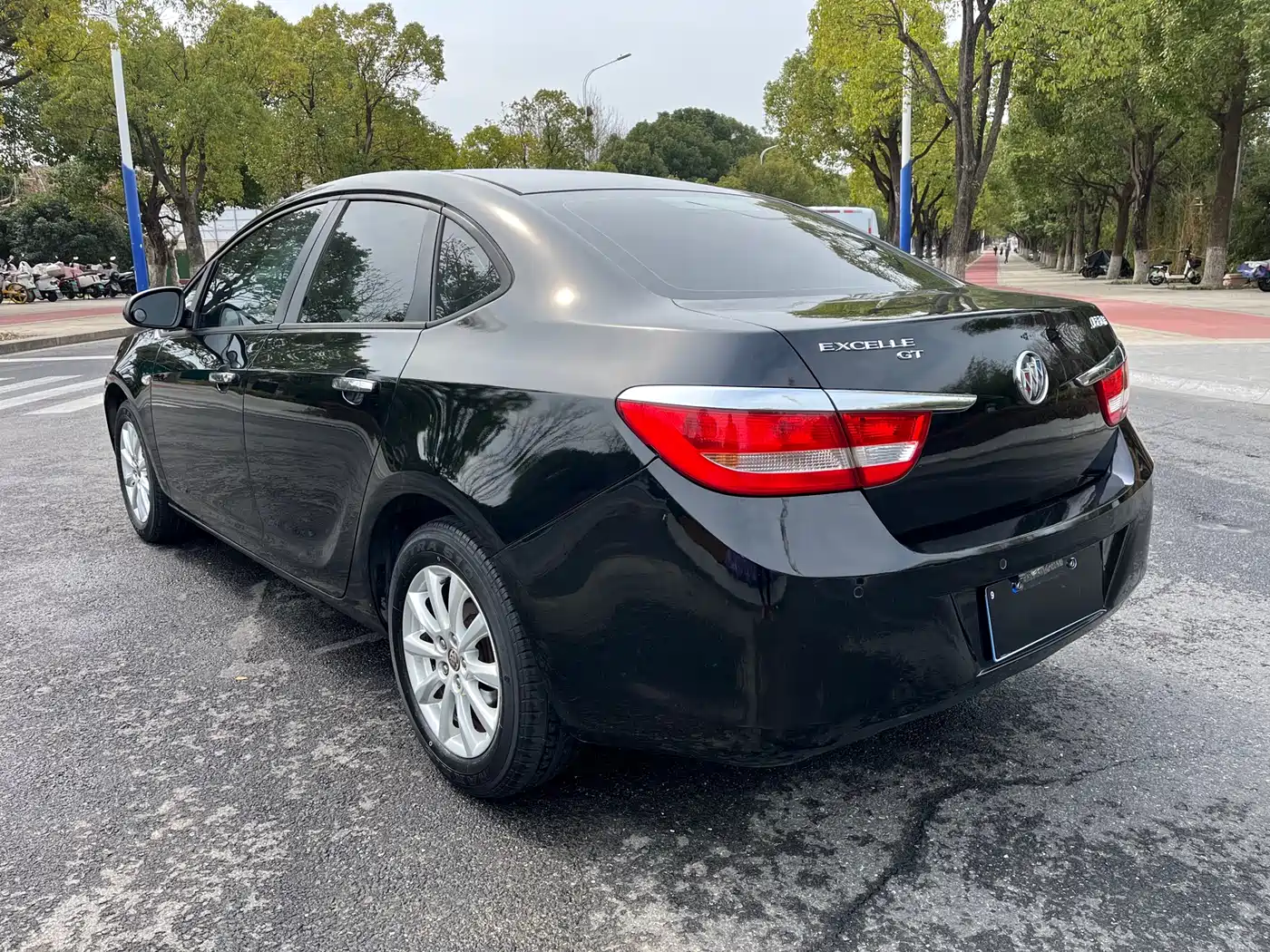 Buick Excelle 2013 GT 1.6L Automatic Fashion Edition фото 6