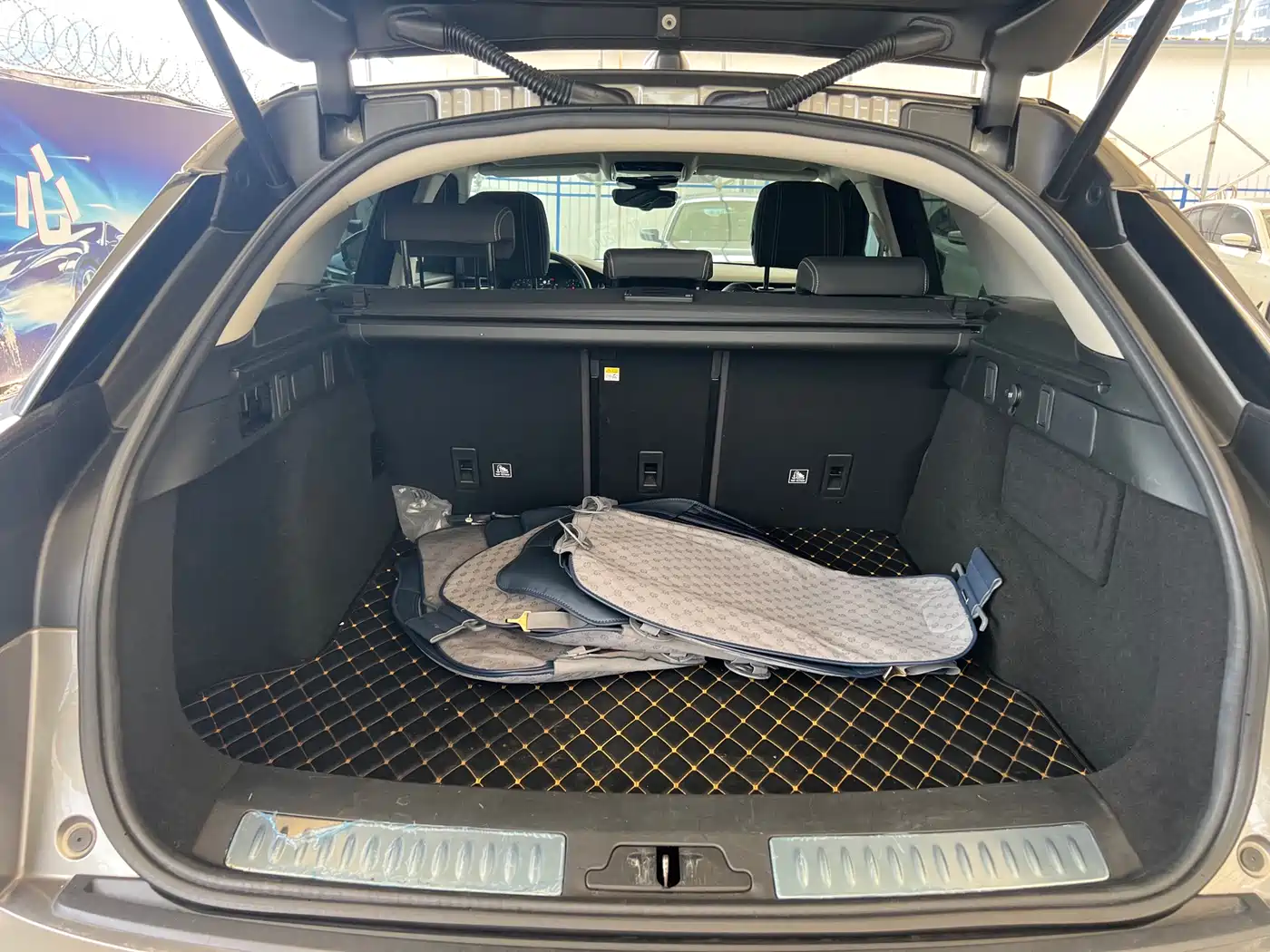 Land Rover Range Rover Velar 2020 P250 фото 11