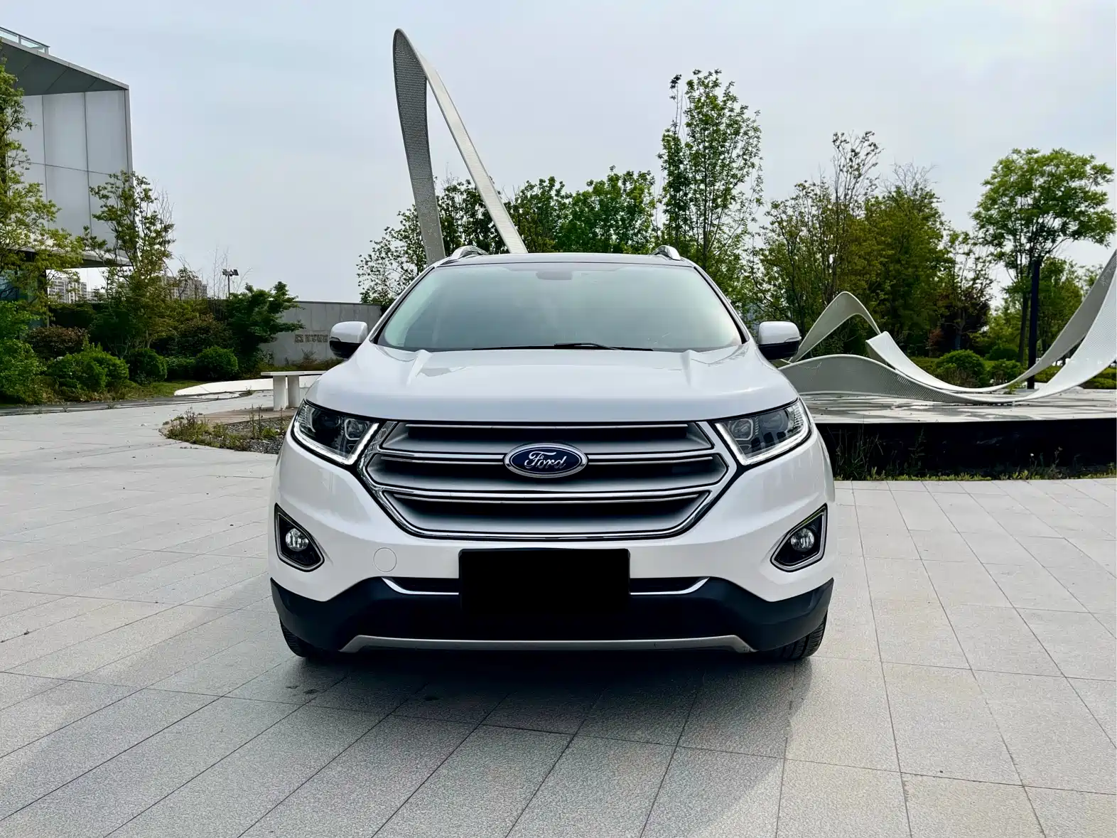Фото 2 - Ford Edge