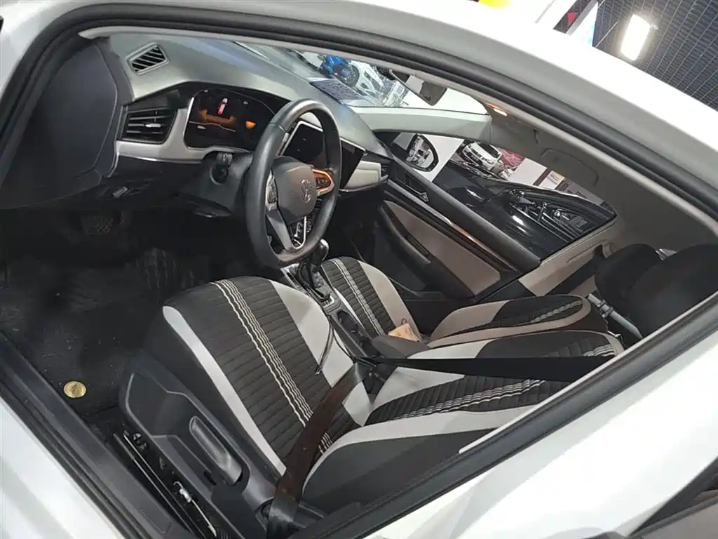 Volkswagen Bora 2023 200TSI DSG Comfort Edition фото 15