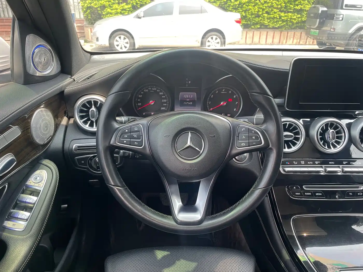 Mercedes-Benz GLC 2017 GLC 260 4MATIC Dynamic фото 10