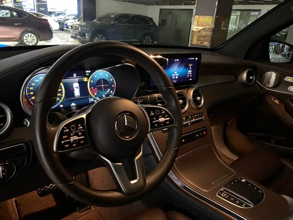 Mercedes-Benz GLC 2022 Model GLC 300 L 4MATIC Dynamic Edition фото 12