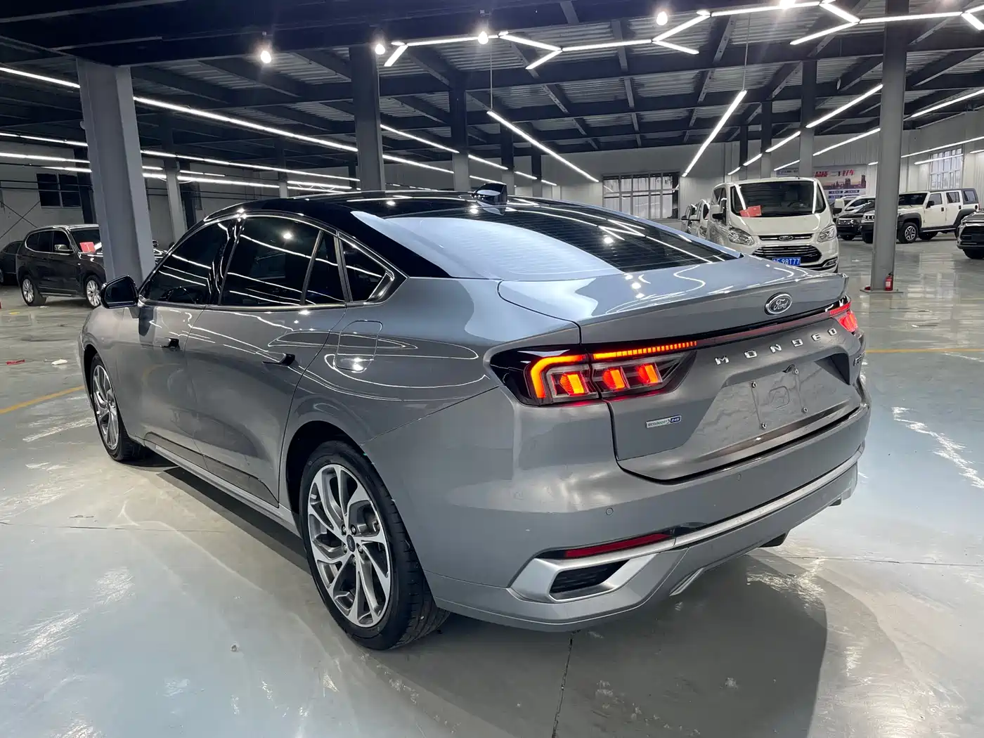 FORD MONDEO