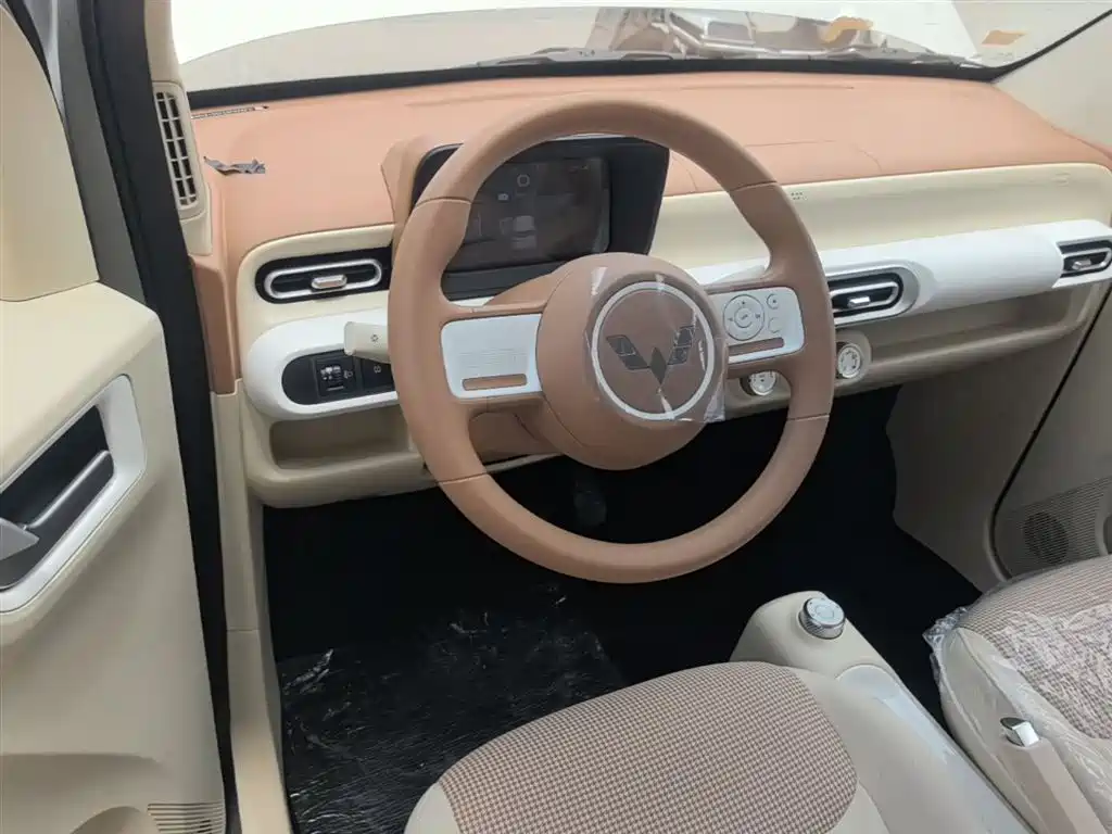 Wuling Motors Hongguang MINIEV 2026 2024 3rd Generation 215km Youth Edition