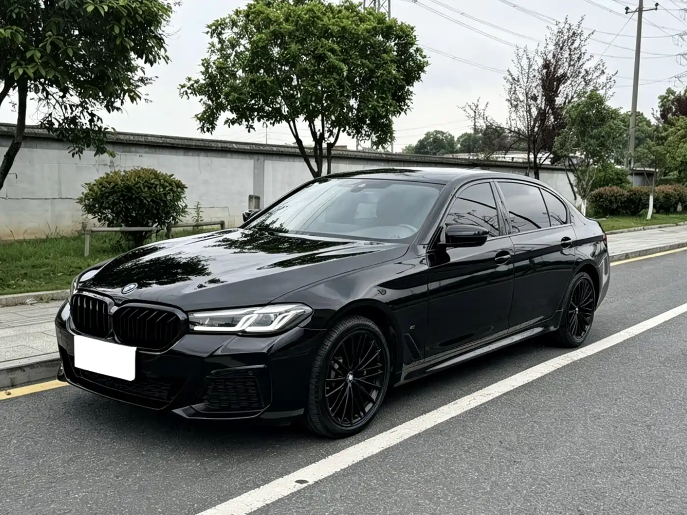 BMW 5 Series 2022 Facelift 530Li Leading M Sport Package фото 10