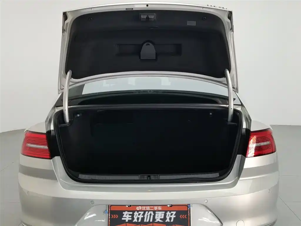 Volkswagen Magotan 2017 380TSI DSG Premium фото 16