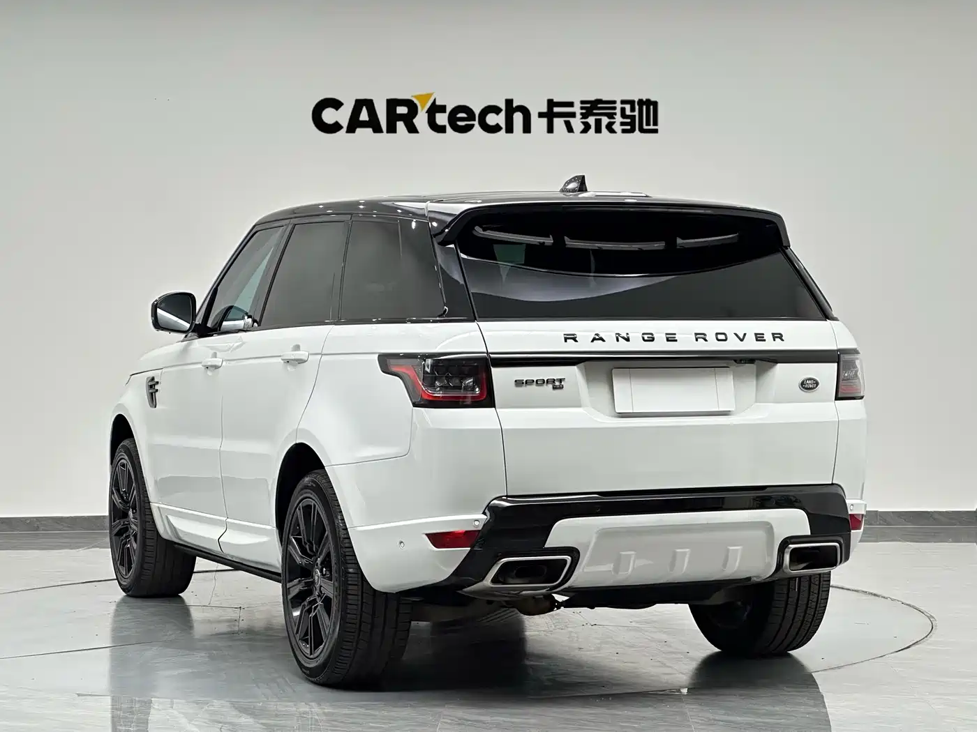 Land Rover Range Rover Sport 2021 3.0 L6 Gloss Black Edition фото 6