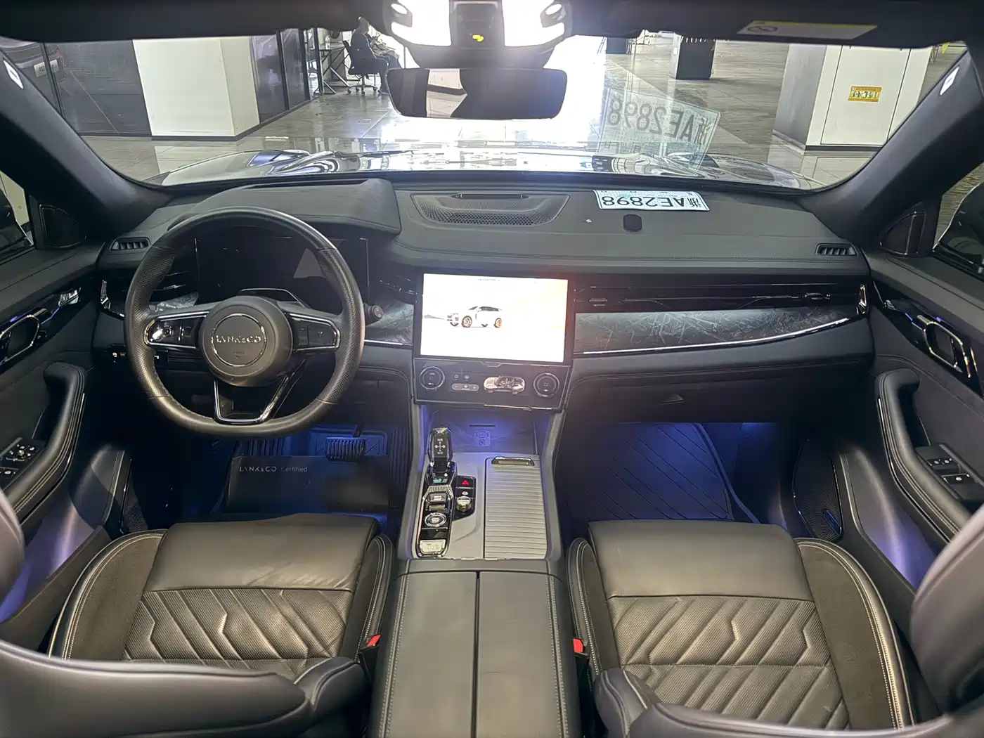 Lynk & Co 09 EM-P 2021 2.0T PHEV Halo 6-seater фото 14