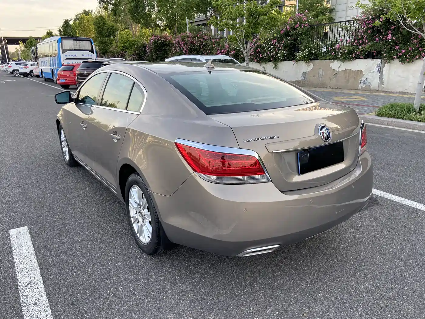 Buick LaCrosse 2010 2.4L Luxury фото 6