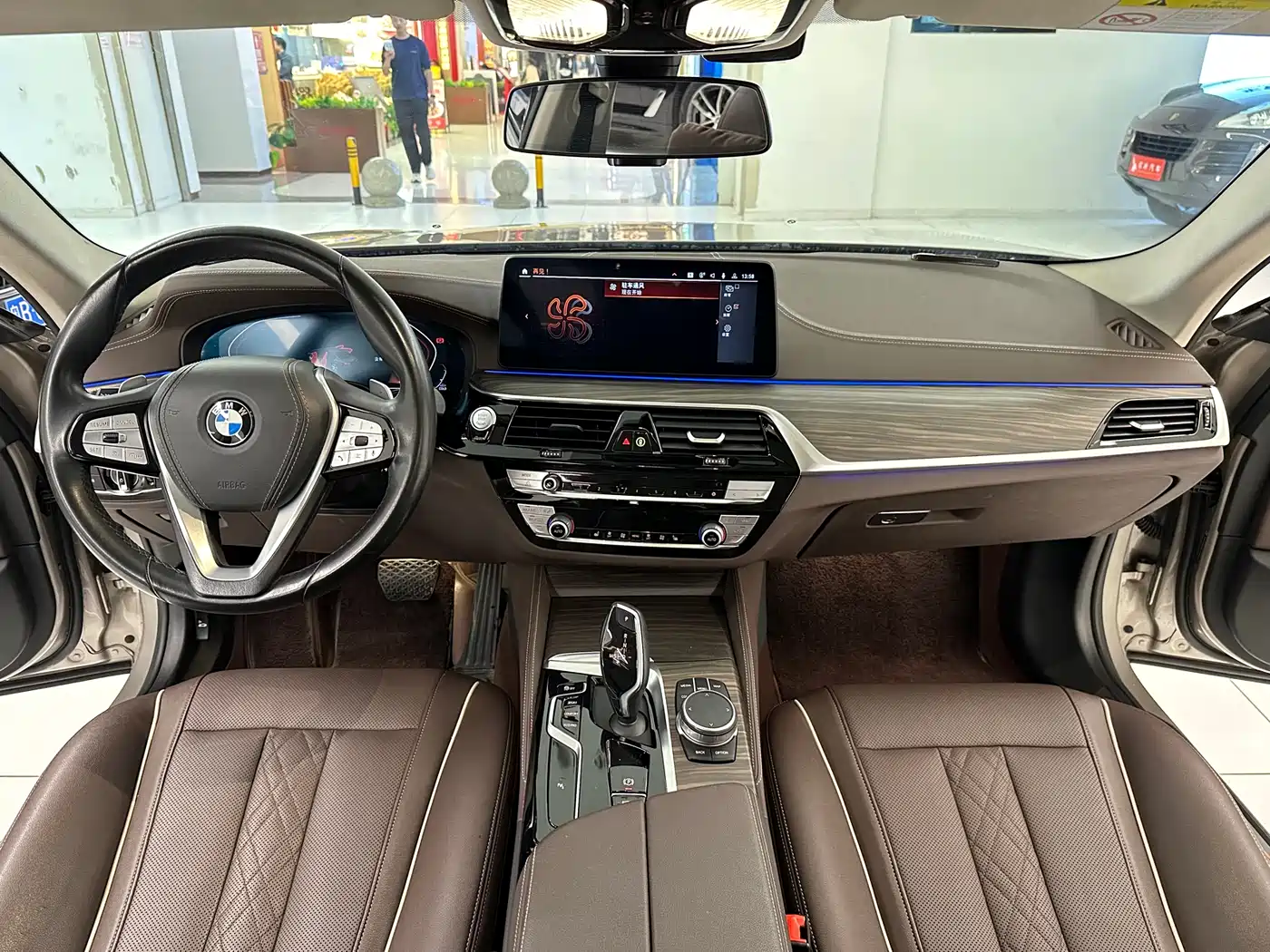 BMW 5 Series 2021 530Li Leading Luxury Package фото 21