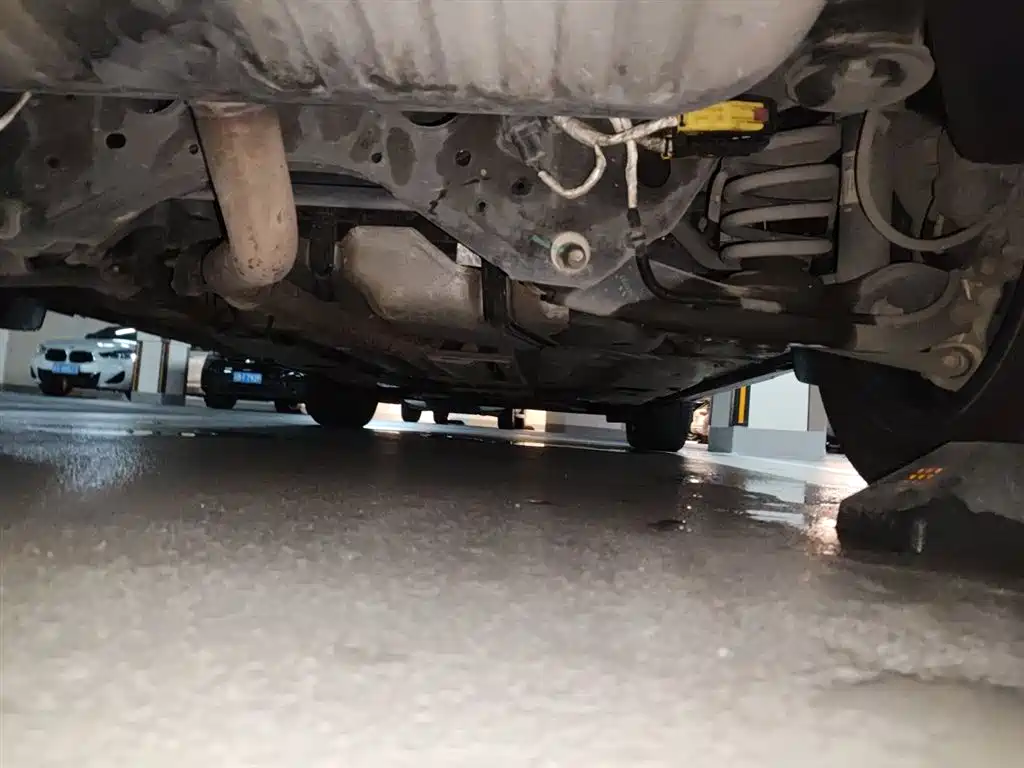 Cadillac XT4 2018 28T FWD Leading Edition фото 25