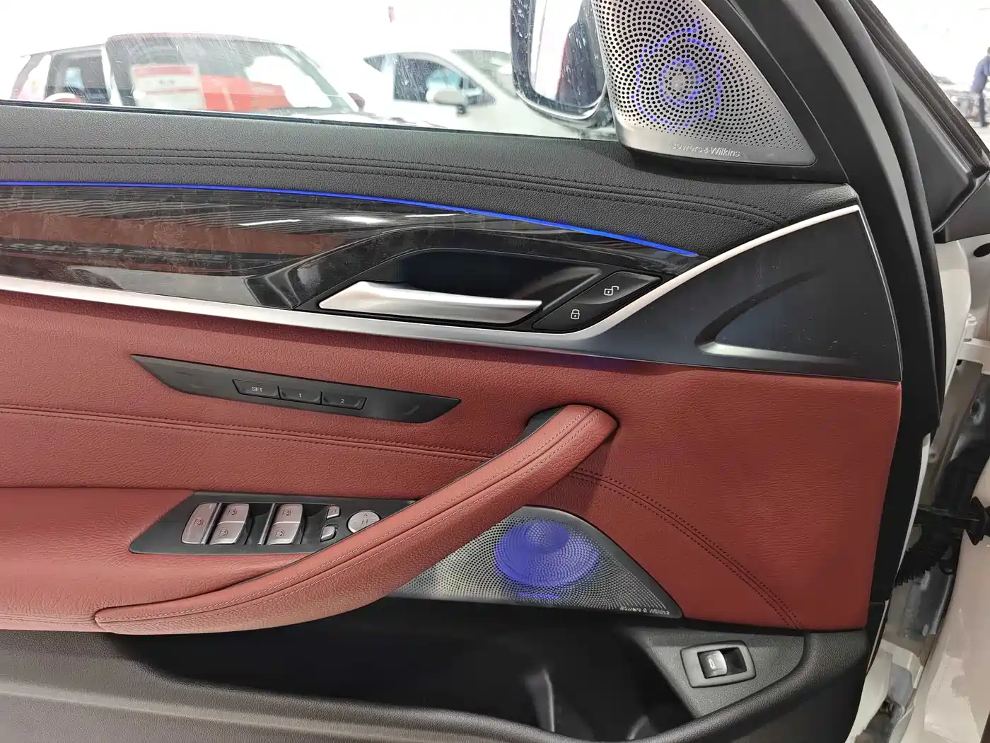 BMW 5 Series 2019 530Li Premium M Sport Package фото 17