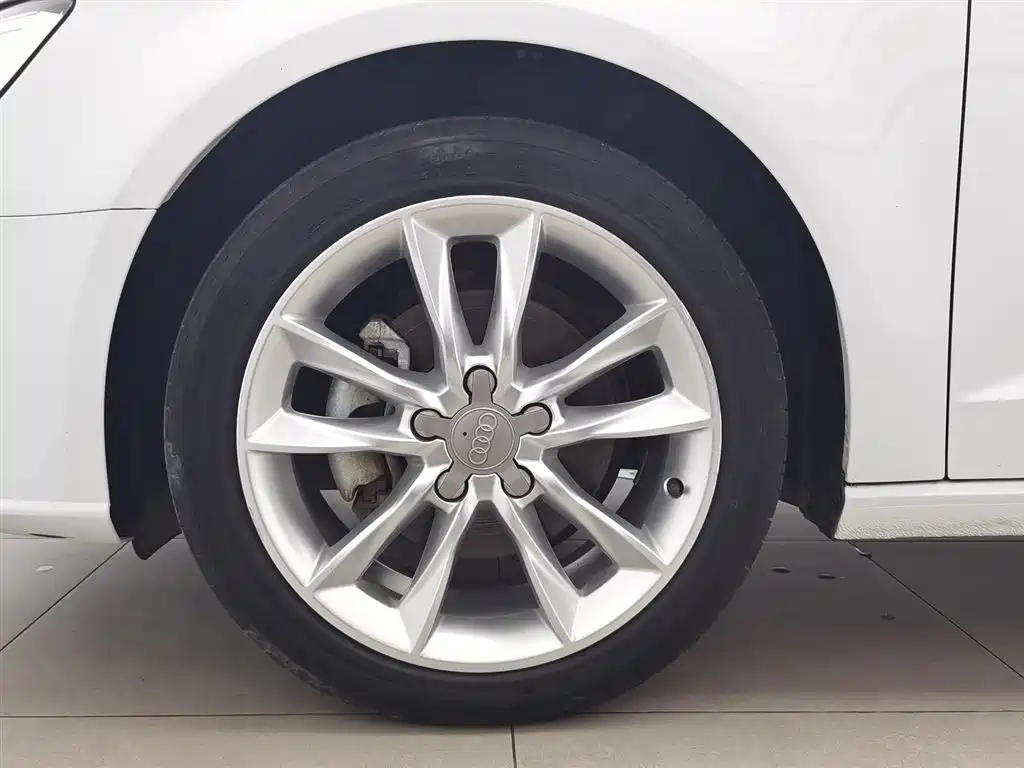 Audi A3 2018 30th Anniversary Sportback 35 TFSI Progressive фото 17