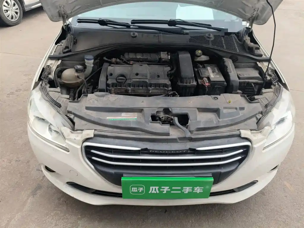 Peugeot 301 2016 1.6L Manual Comfort Edition фото 11