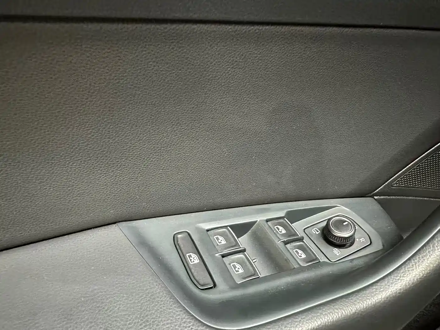 Volkswagen Magotan 2019 330TSI DSG Luxury China V фото 15