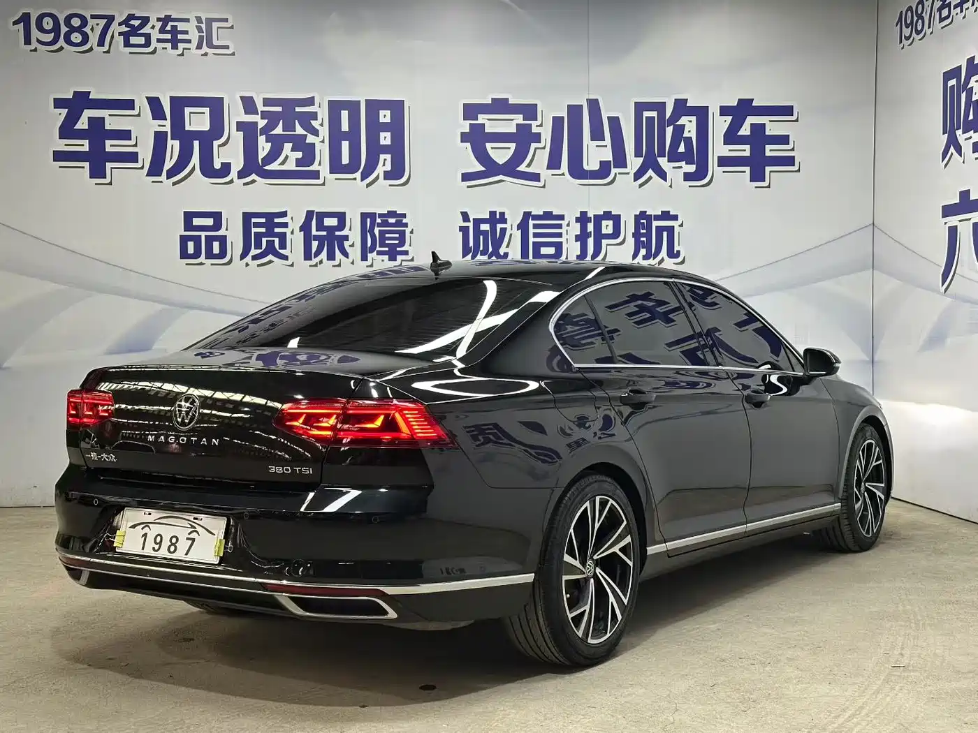 Volkswagen Magotan 2019 330TSI DSG Luxury China V фото 5